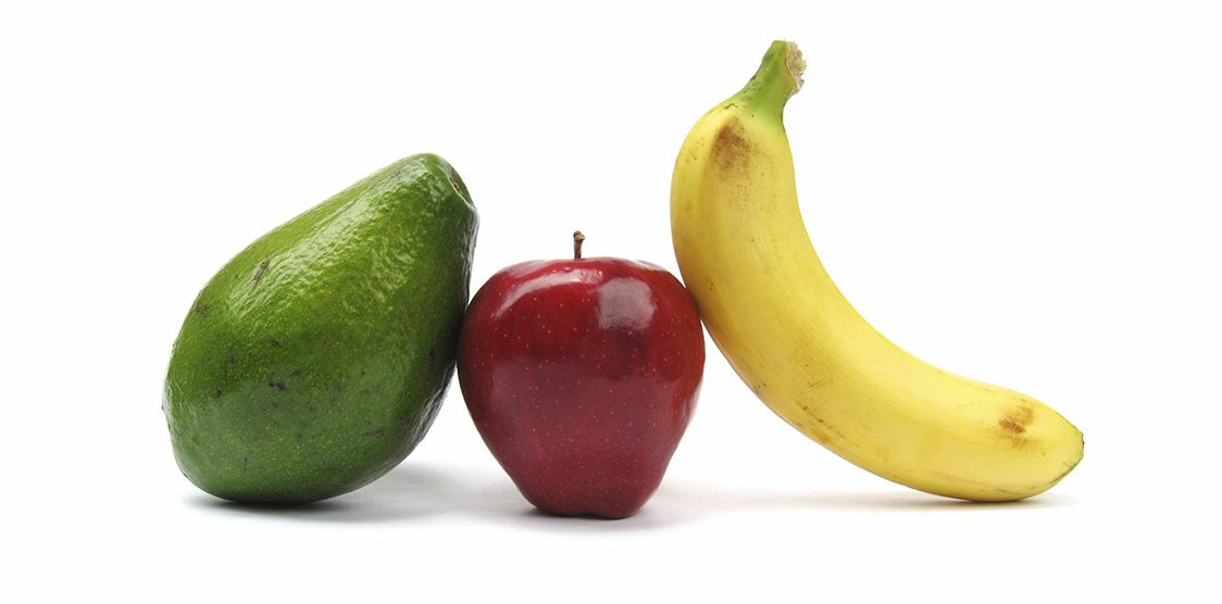 Бананы, яблоки, авокадо